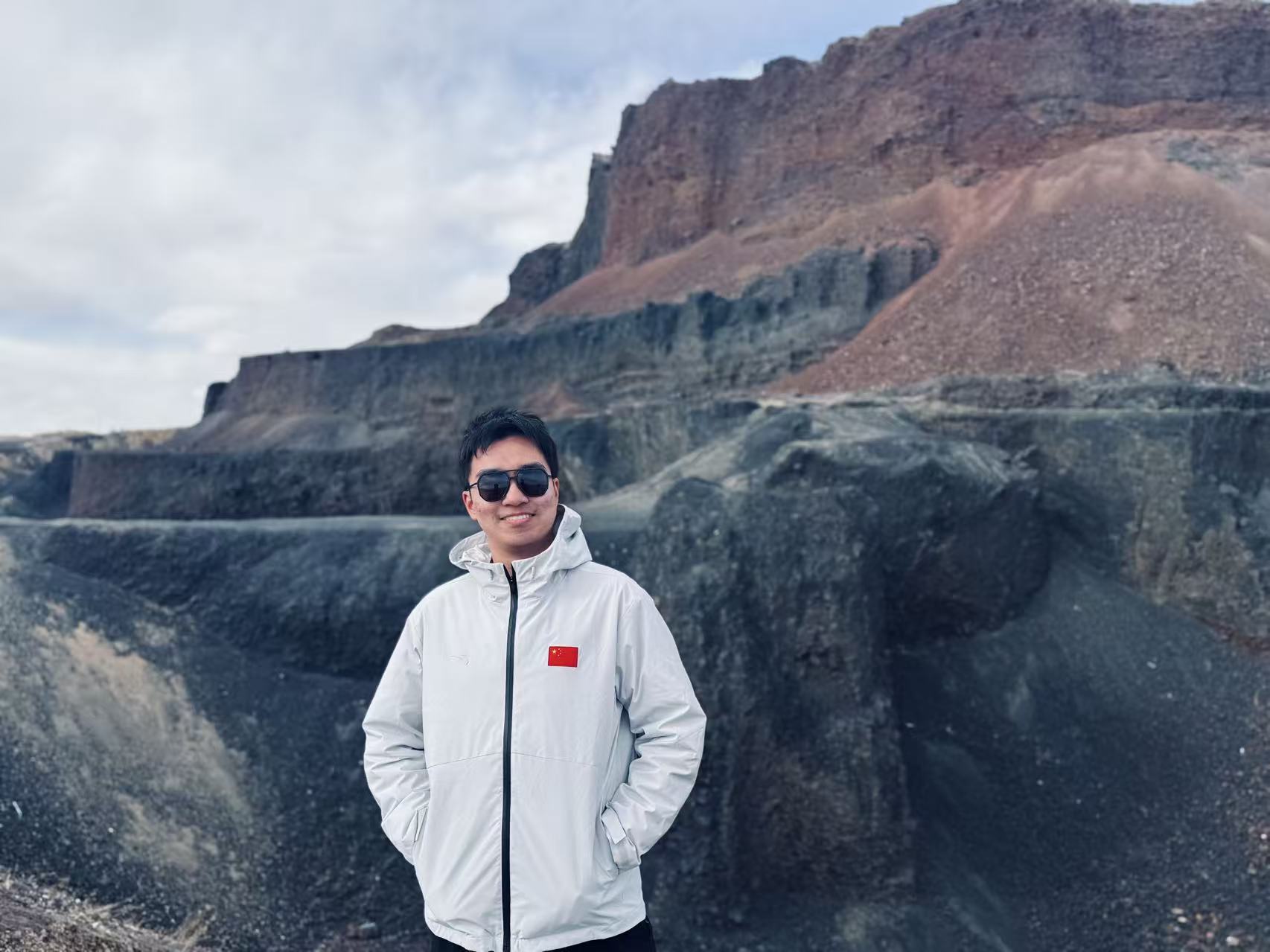 Ninghao Zhang